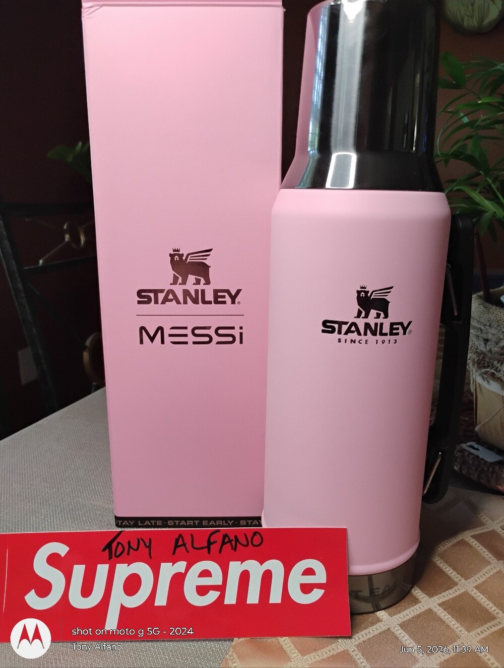Stanley x Messi GOAT Pink High Precision Flow Mate System 1.3qt BNIB